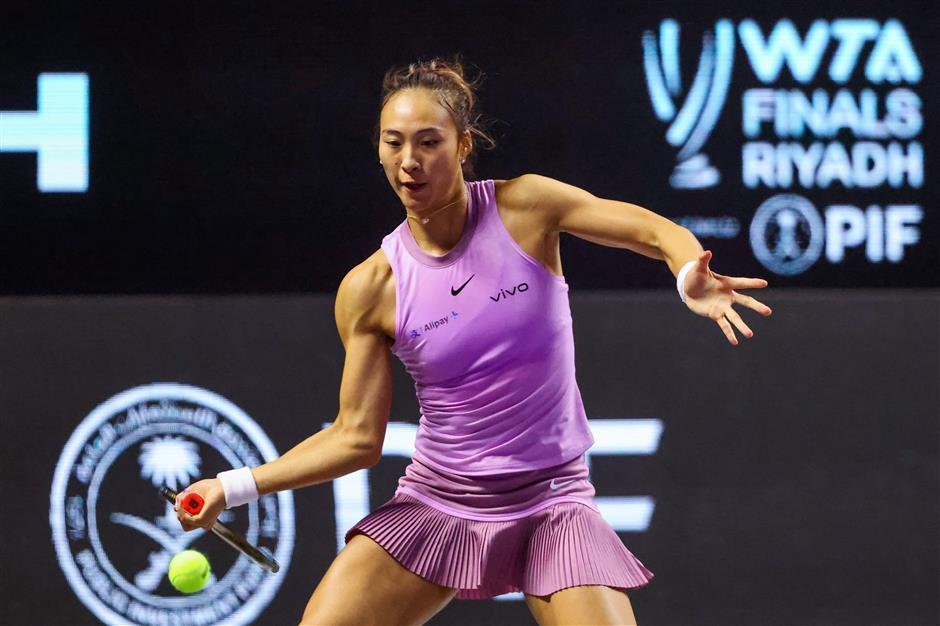 Foto atlet perempuan: https://www.shine.cn/sport/2411052104/